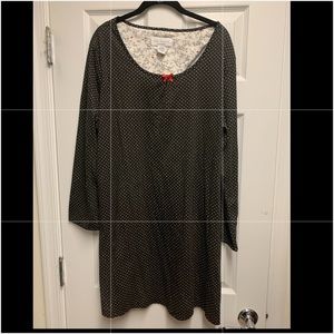 Women’s Nightgown